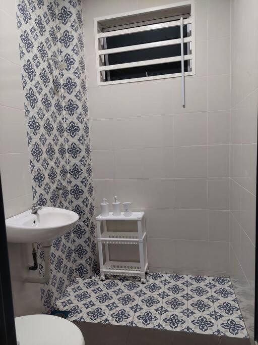 Yong Guesthouse Kuala Kangsar Esterno foto